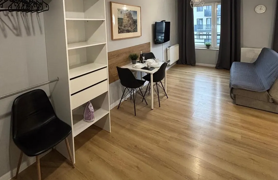 Holdek Apartamenty Ceglana-1