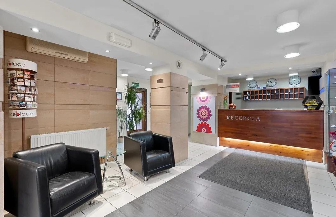 Hotel Diament Economy Gliwice-1