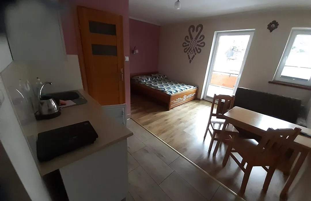 Pokoje I Apartamenty U Bartka-1