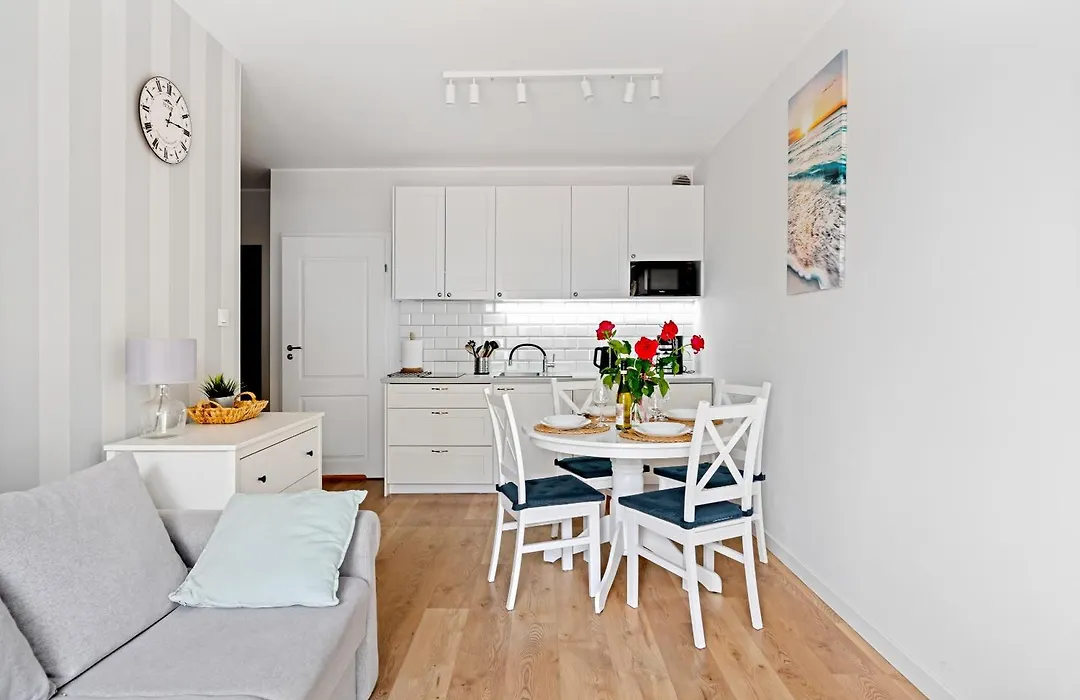 Apartamenty Nautikka Park By Holiapart-1
