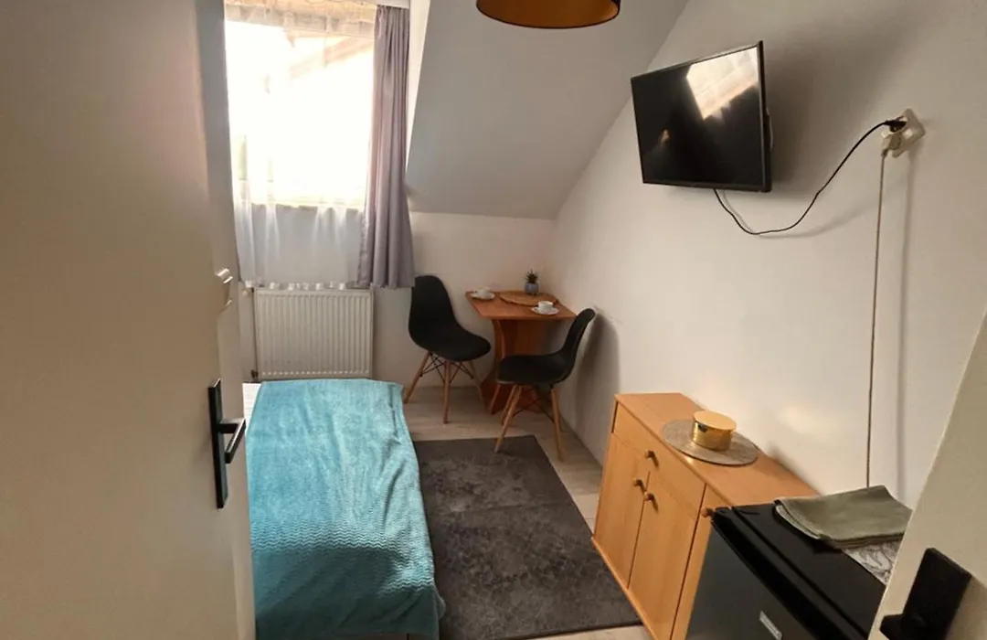 Pokoje I Apartamenty Polna 19-1