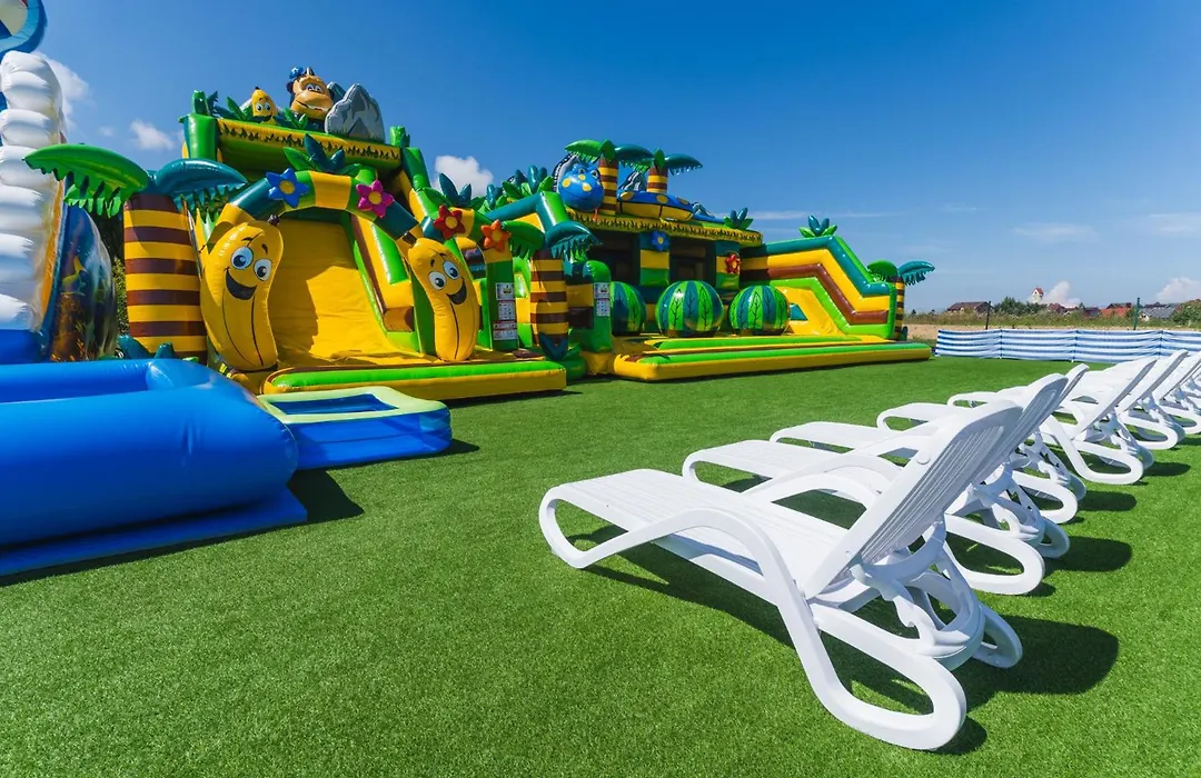 Arkadia Holiday - Domki i Wyjątkowe Atrakcje dla Dzieci Władysławowo-1