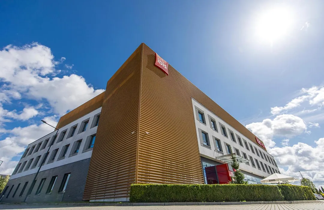 Ibis Poznan Polnoc-1