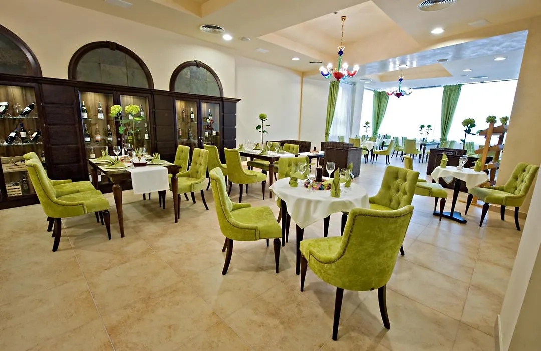 Hotel Prezydencki 4-star-1