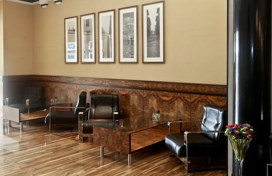 Hotel Monopol-1