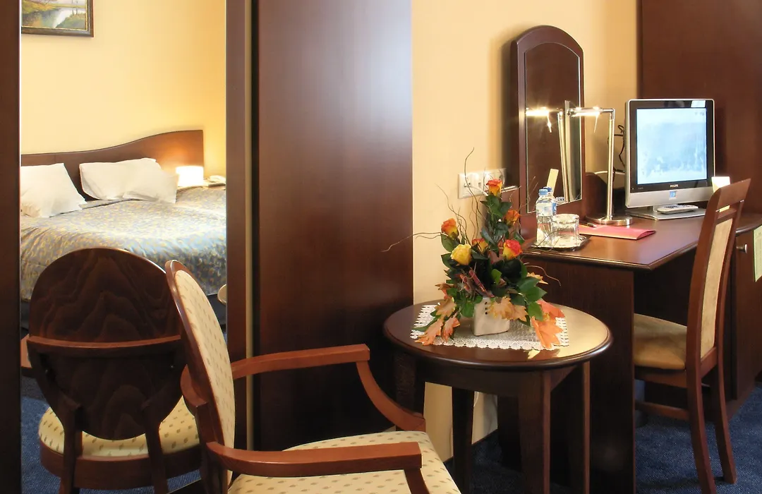 Hotel Ambasadorski Rzeszów-1
