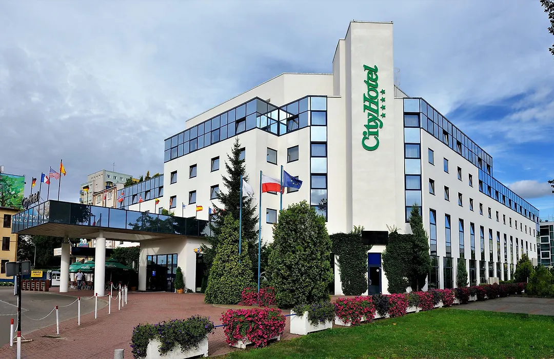 City Hotel-1