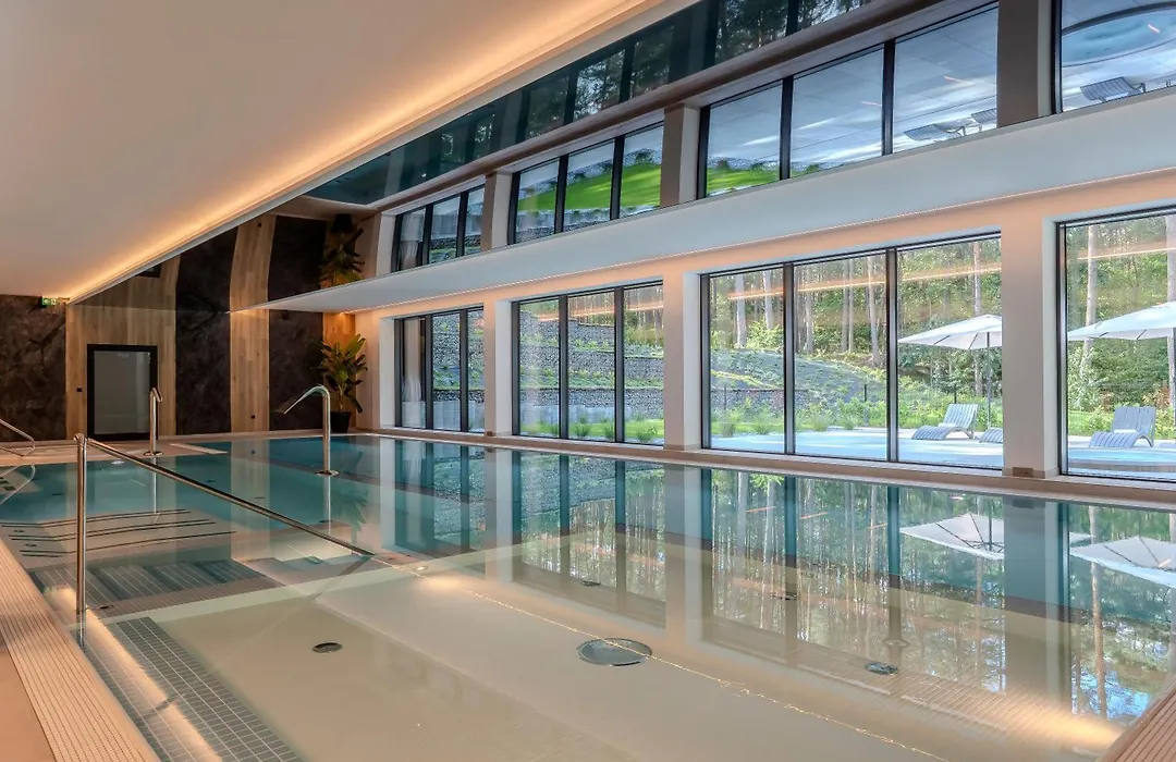 Szumy Park Hotel & Restaurant-1