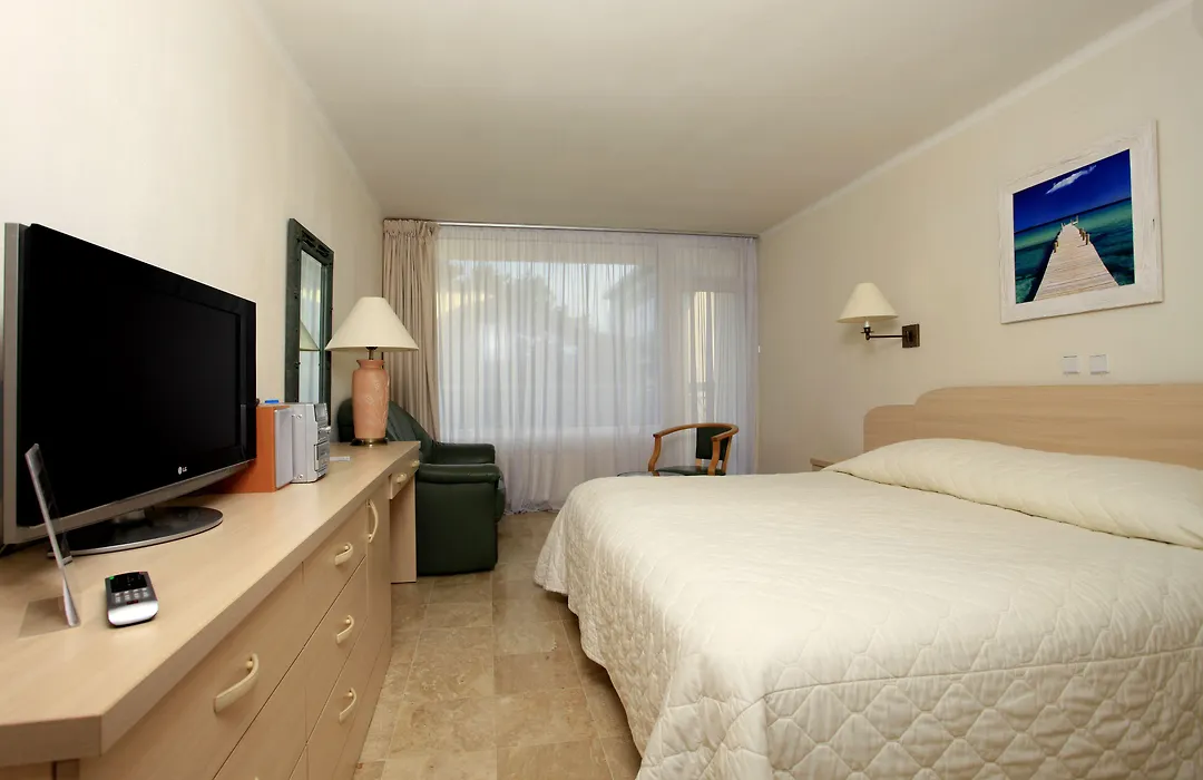 Hotel Bryza Resort & Spa-1