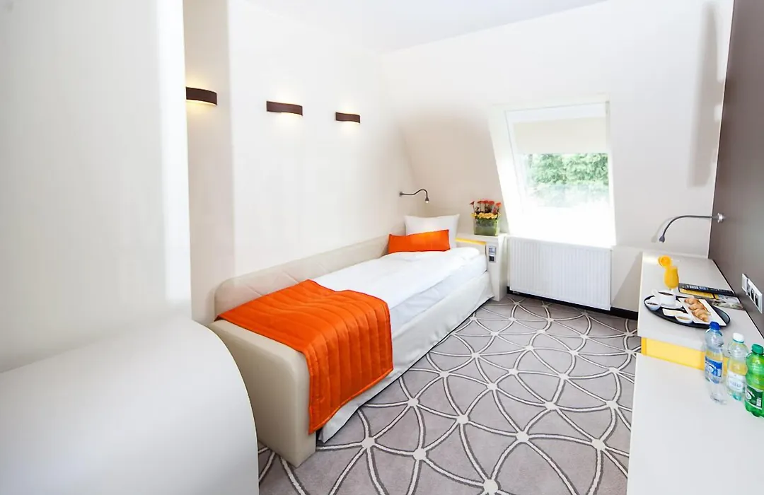 Hotel Eclipse-1