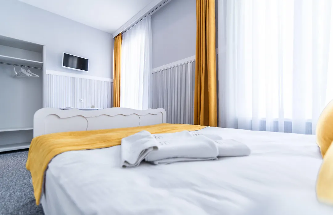 Premium - Bed & Breakfast-1