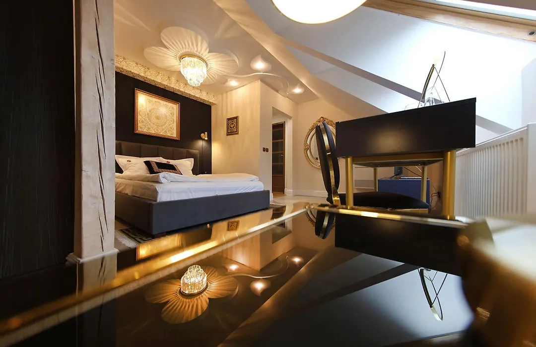 Hotel Jaroslaw-1