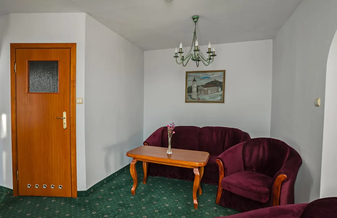 Pietrak Hotel-1