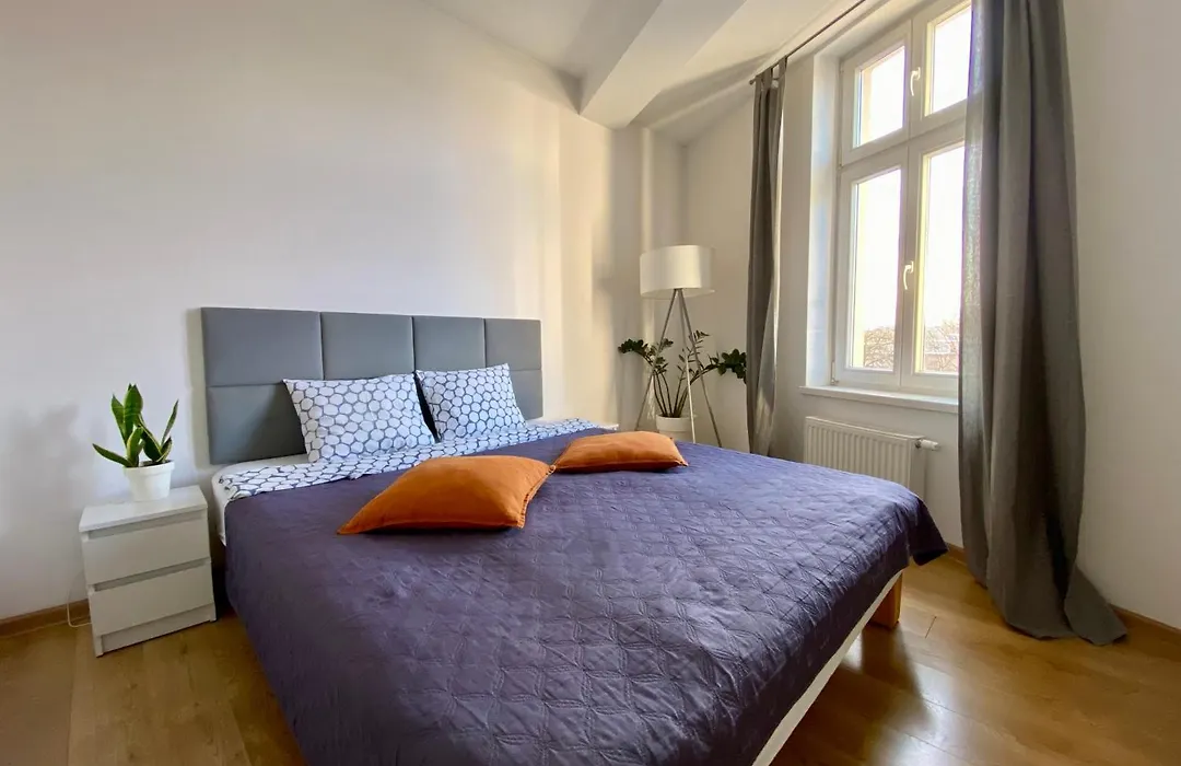 Poznan Rents - Old Town Apartments Mostowa Parking Free-1