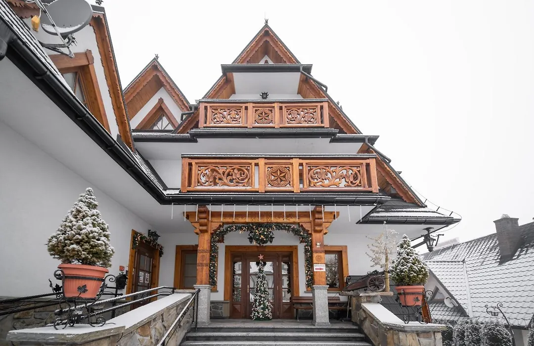 Pensjonat Zbójecki Dwór Wellness&SPA, Jacuzzi ogrodowe, strefa do grillowania, plac zabaw dla dzieci, blisko basenów termalnych-1