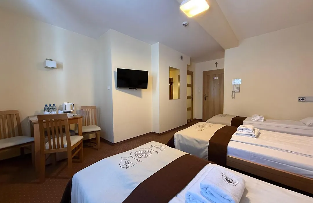 Hotel Pod Wulkanem-1
