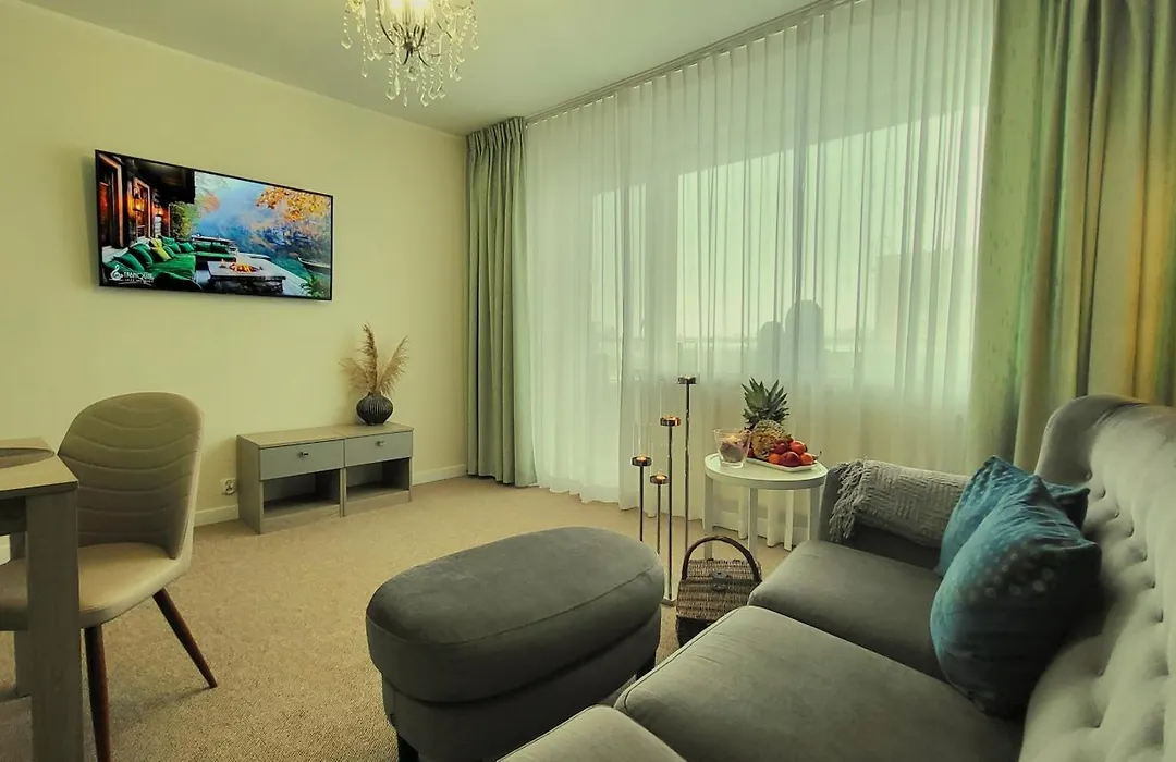 Elegante Apartments & Jacuzzi Wladyslawowo - Adults Only-1