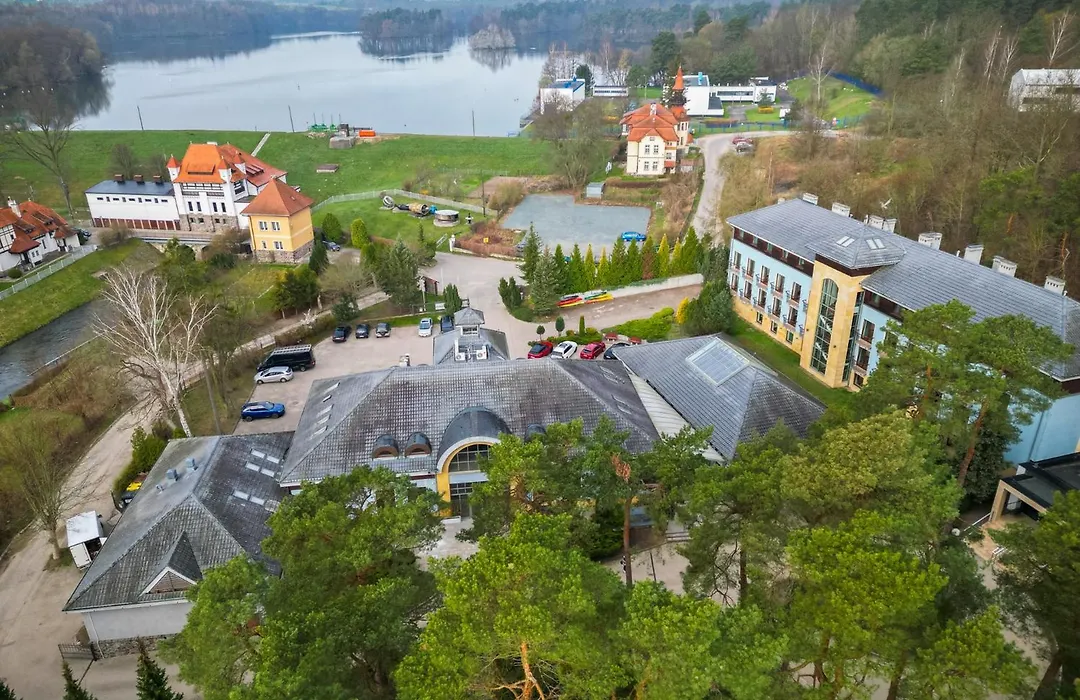 4 Pory Roku Restauracja i Nocleg-1