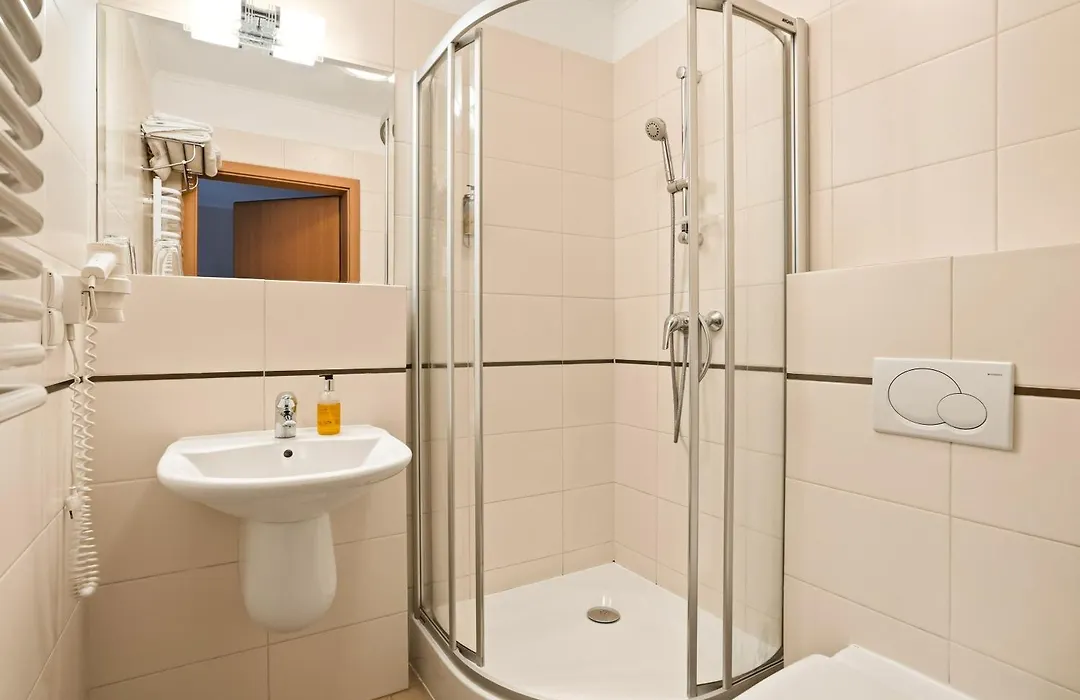Hotel Karczyce-1