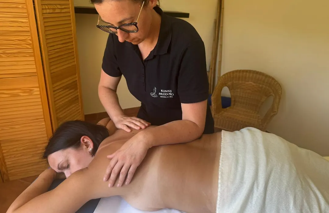 Klinika Mlodosci Medical Spa-1