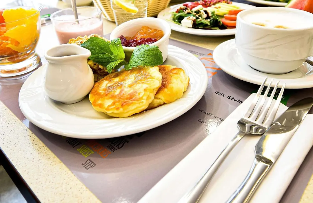 Ibis Styles Warszawa West-1