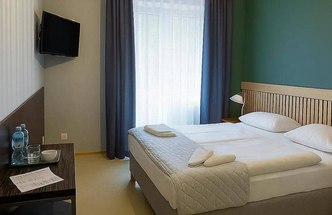 Ośrodek Wypoczynkowo-Rehabilitacyjny Perła Borów-1