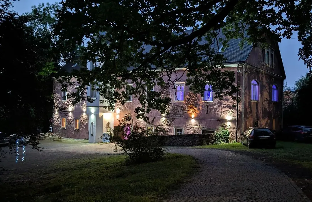 Dwór Górny-1