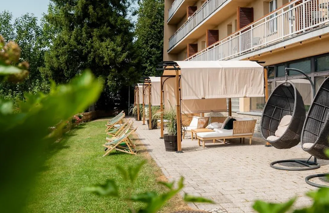 Hotel Pod Jedlami-1