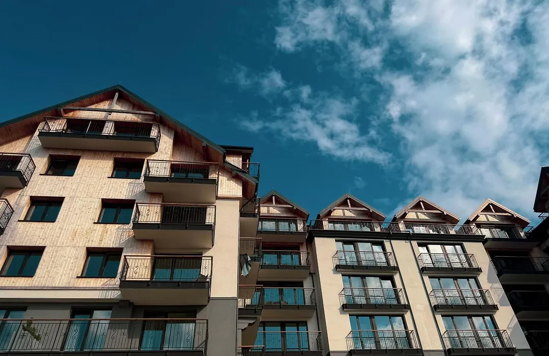 Kazalnica Family & Conference Resort With Pool & Restaurant By Solarento-1
