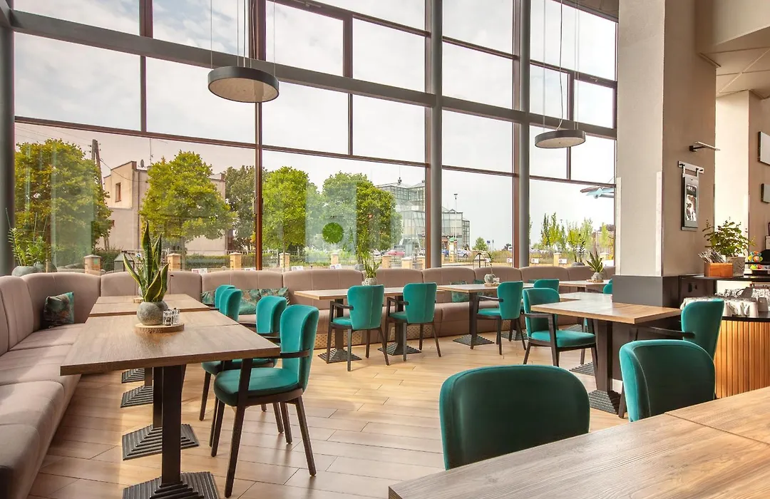 Qubus Hotel Zielona Góra-1