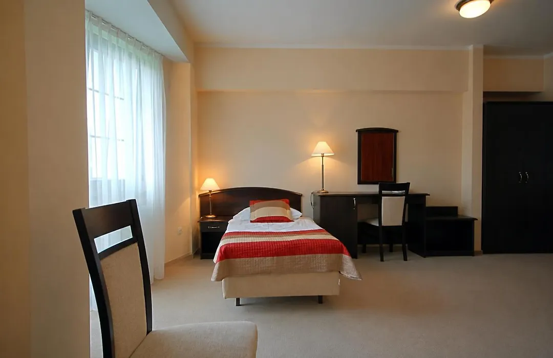 Hotel Anek-1
