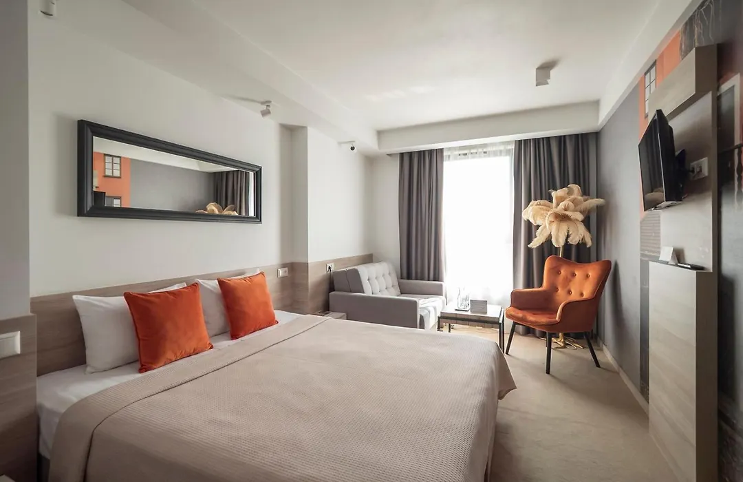 Lubhotel-1