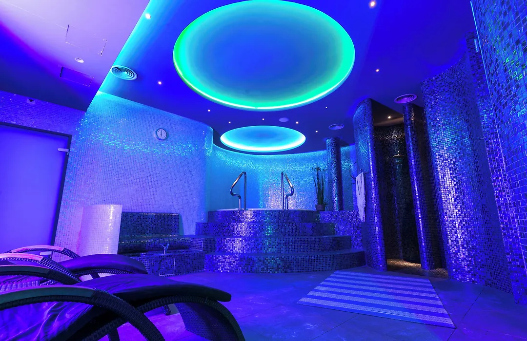 Hotel Astone Conference & Spa-1