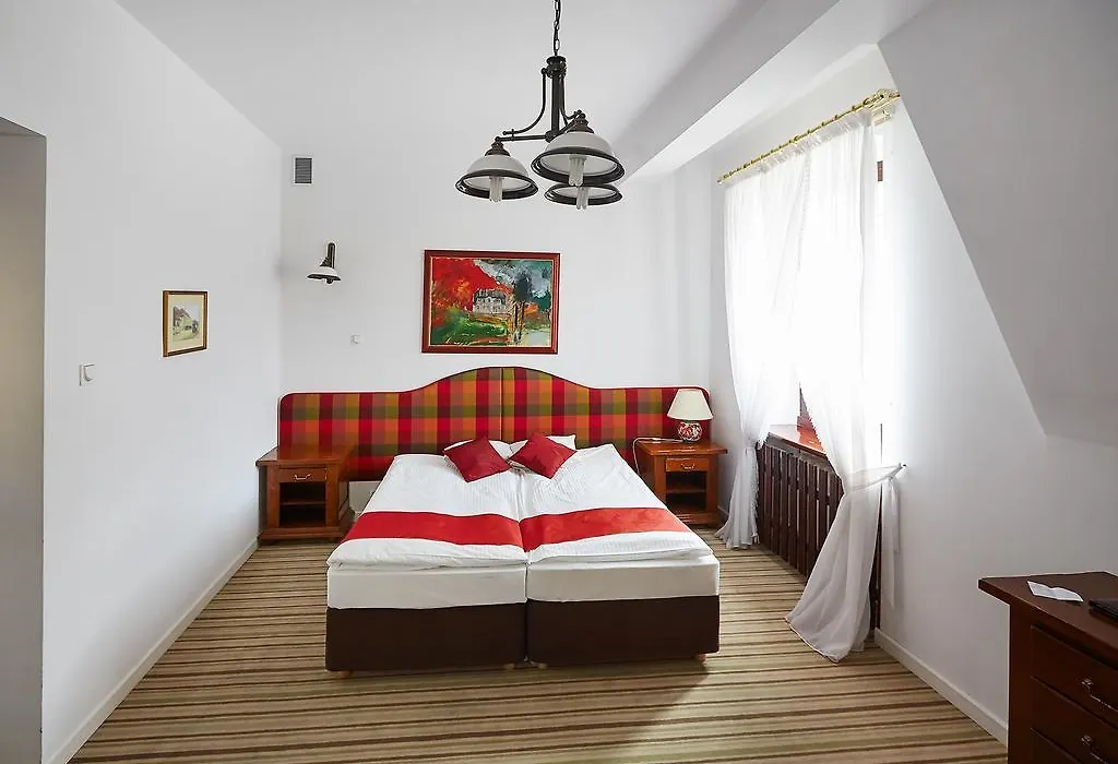 Hotel Pałac w Myślęcinku-1