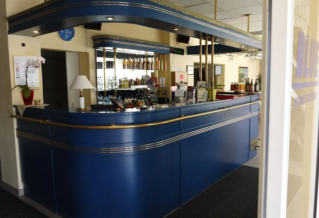 Blue Centrum Szkoleniowo-Hotelarskie-1