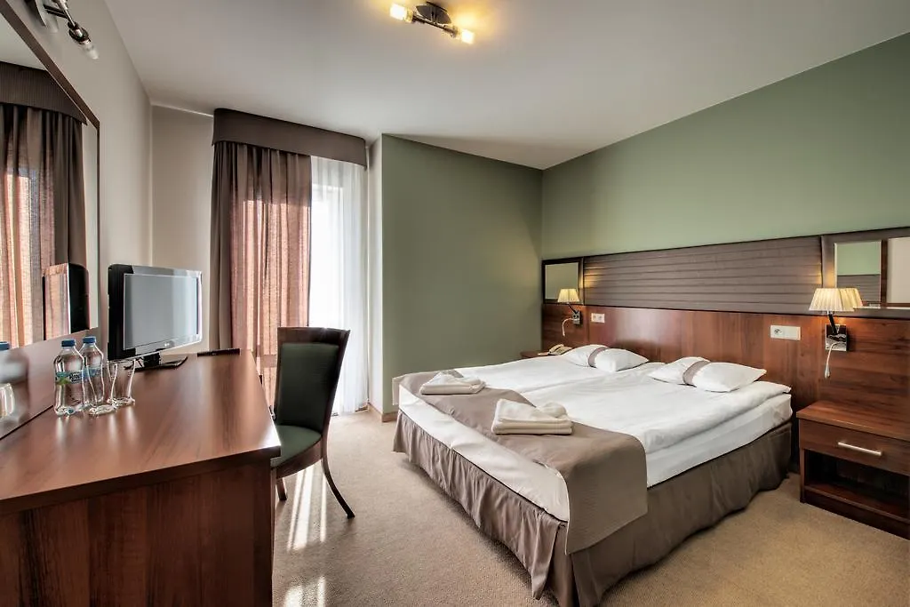 Hotel Piaskowy-1