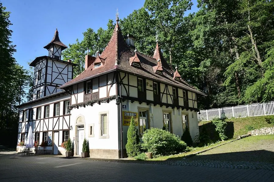 Bukowy Dworek-1