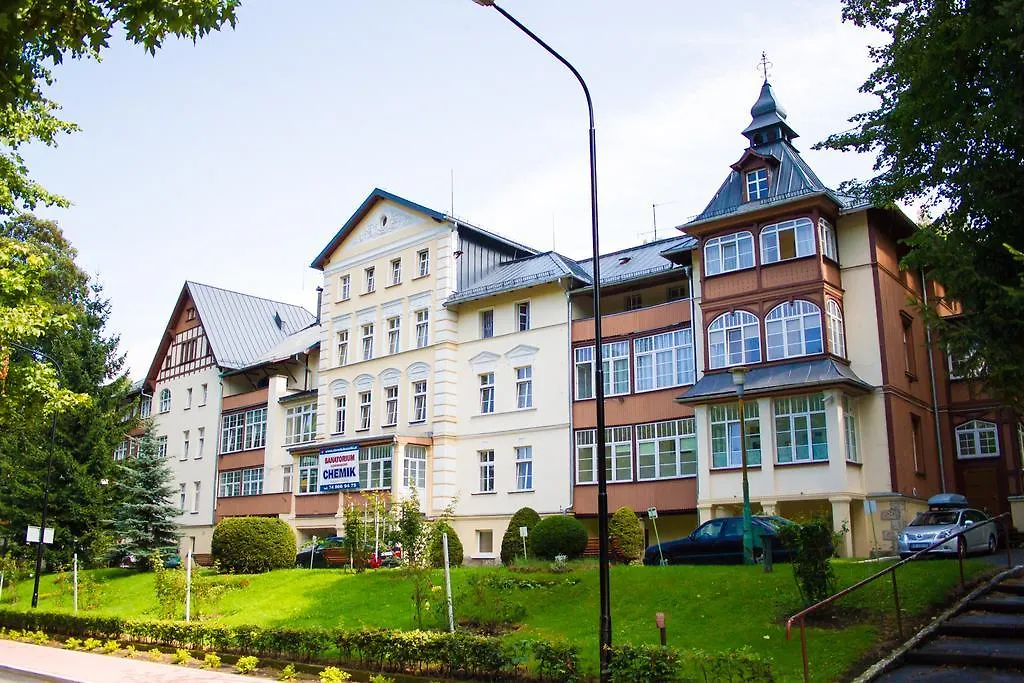Sanatorium Uzdrowiskowe Chemik-1