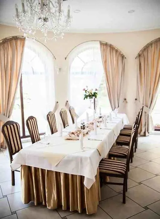 Hotel Korona-1