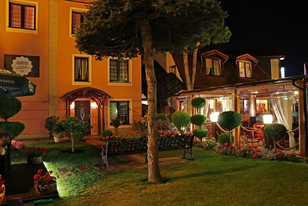 Rancho Willa & Restaurant-1