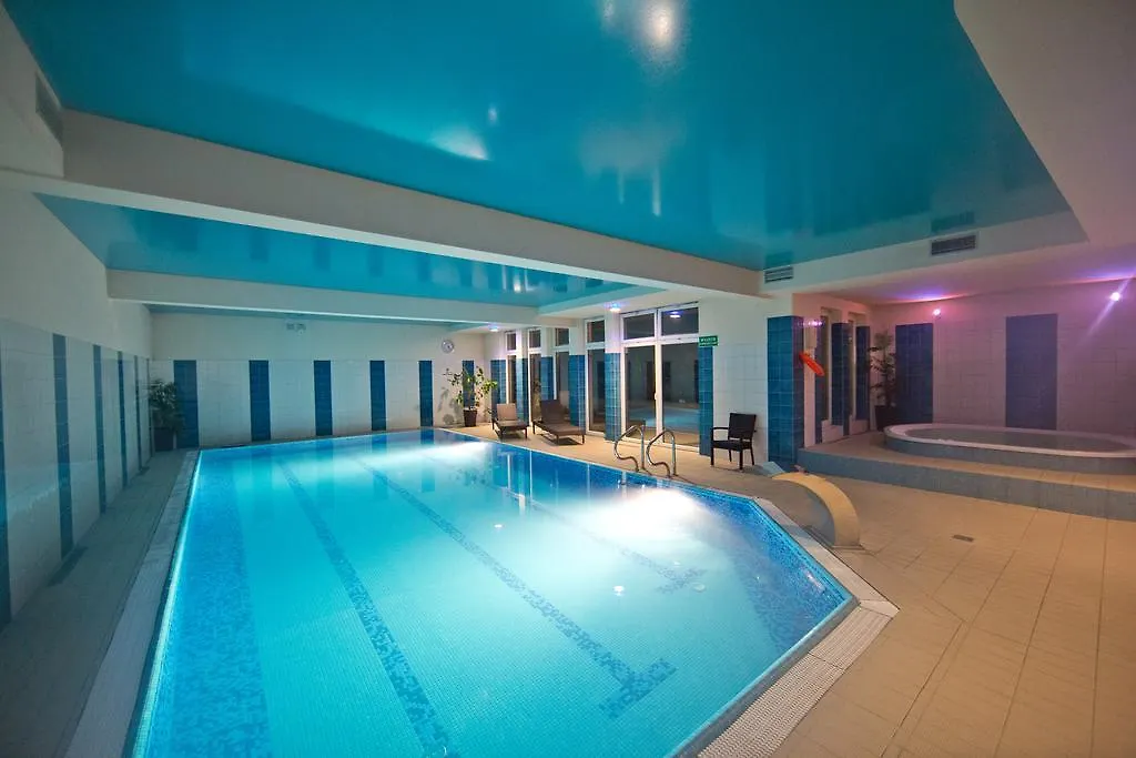 Hotel Kameralny-1