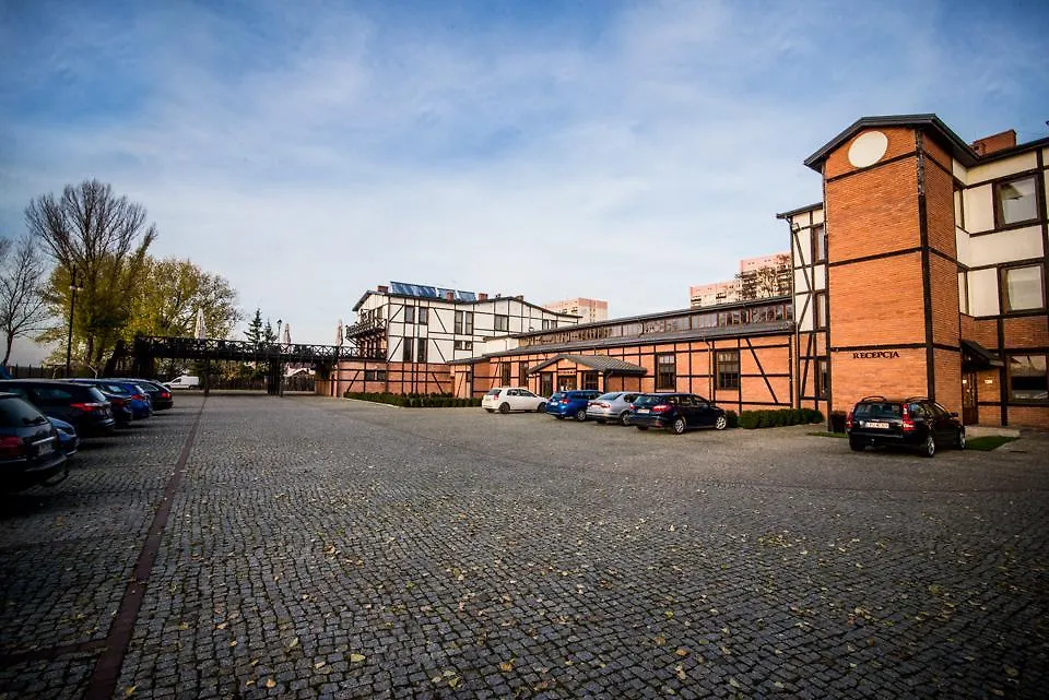 Trzy Korony Boutique Hotel&Spa Piwne-1