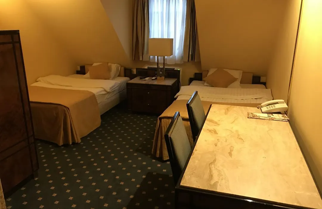 Hotel Podzamcze-1