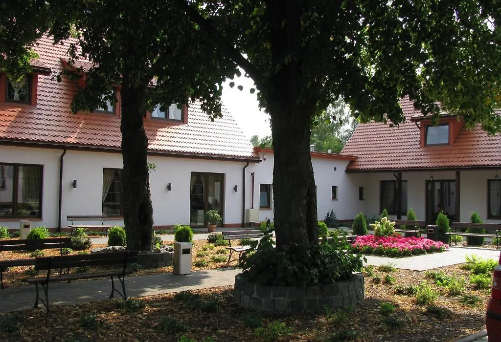 Hotel Folwark-1