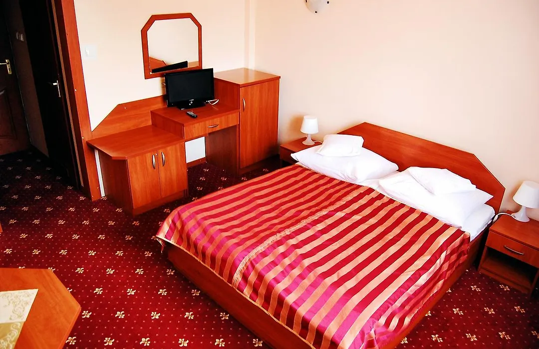 Hotel Jurajski-1