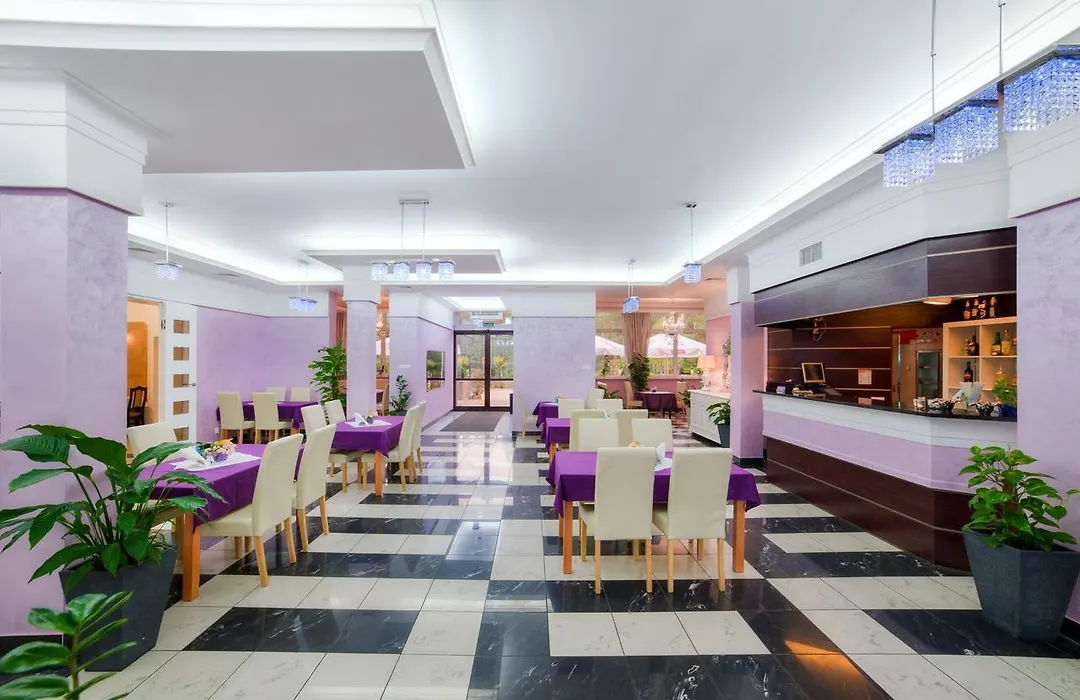 Imperium - Hotel Restauracja-1