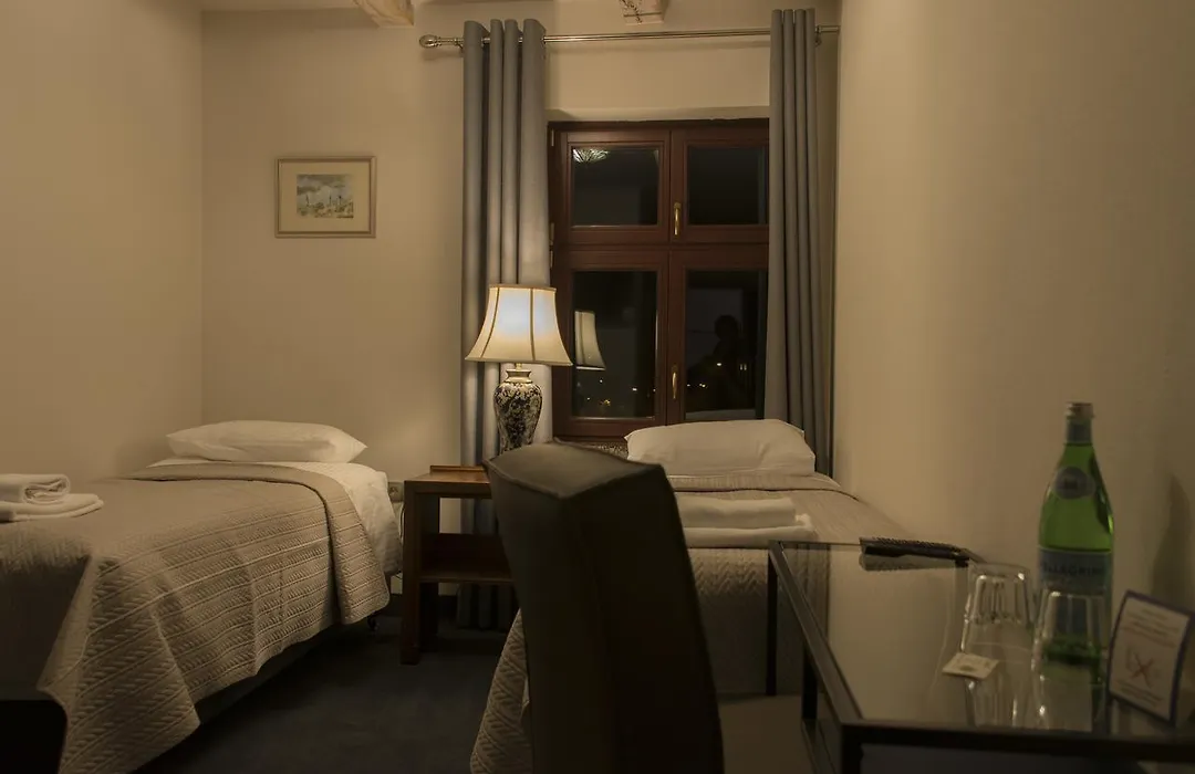 Hotel Retro B.A. Zientarski-1