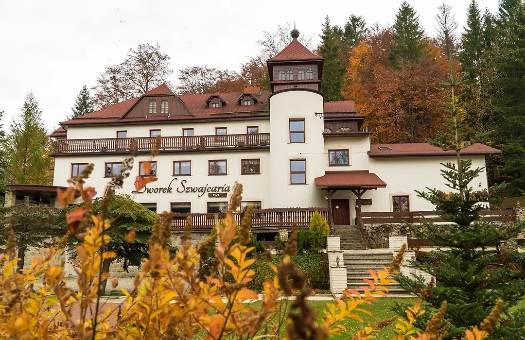 Dworek Szwajcaria-1