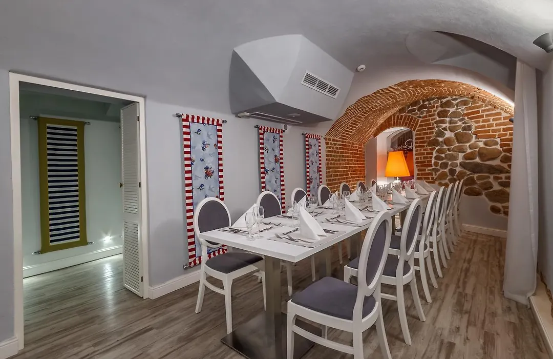 Hotel Rozbicki-1