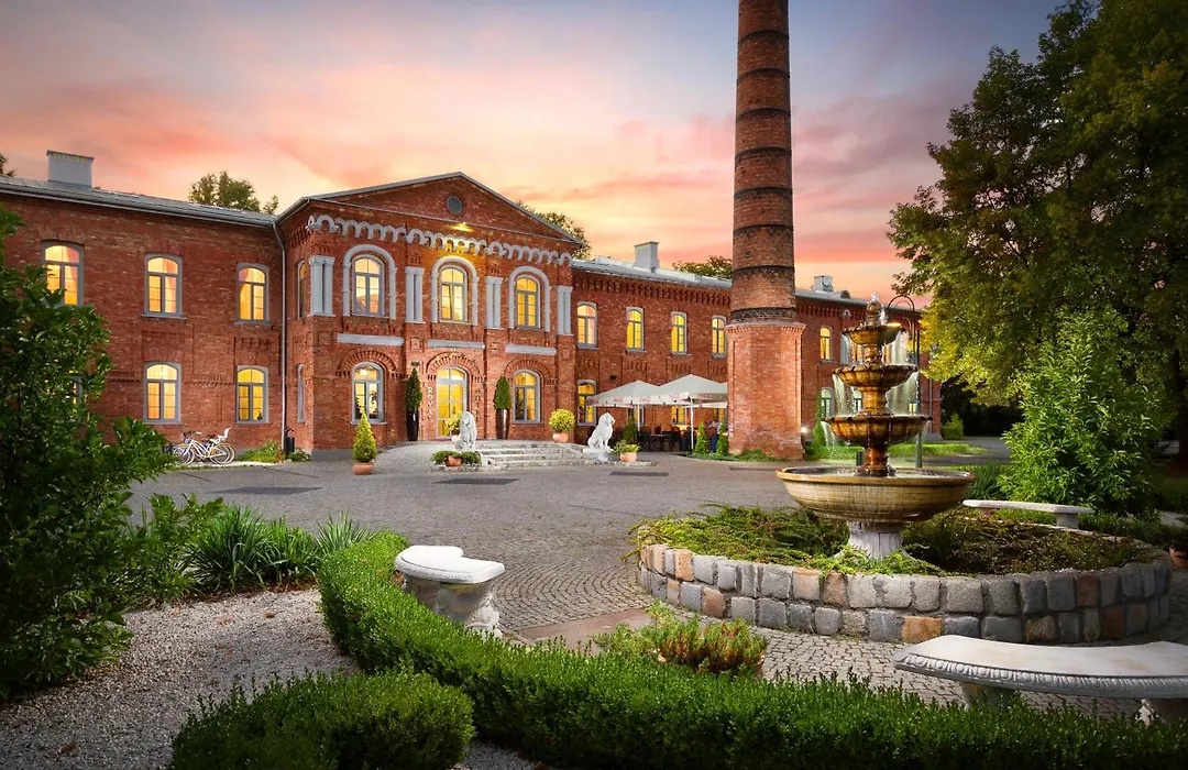 Royal Hotel Modlin-1